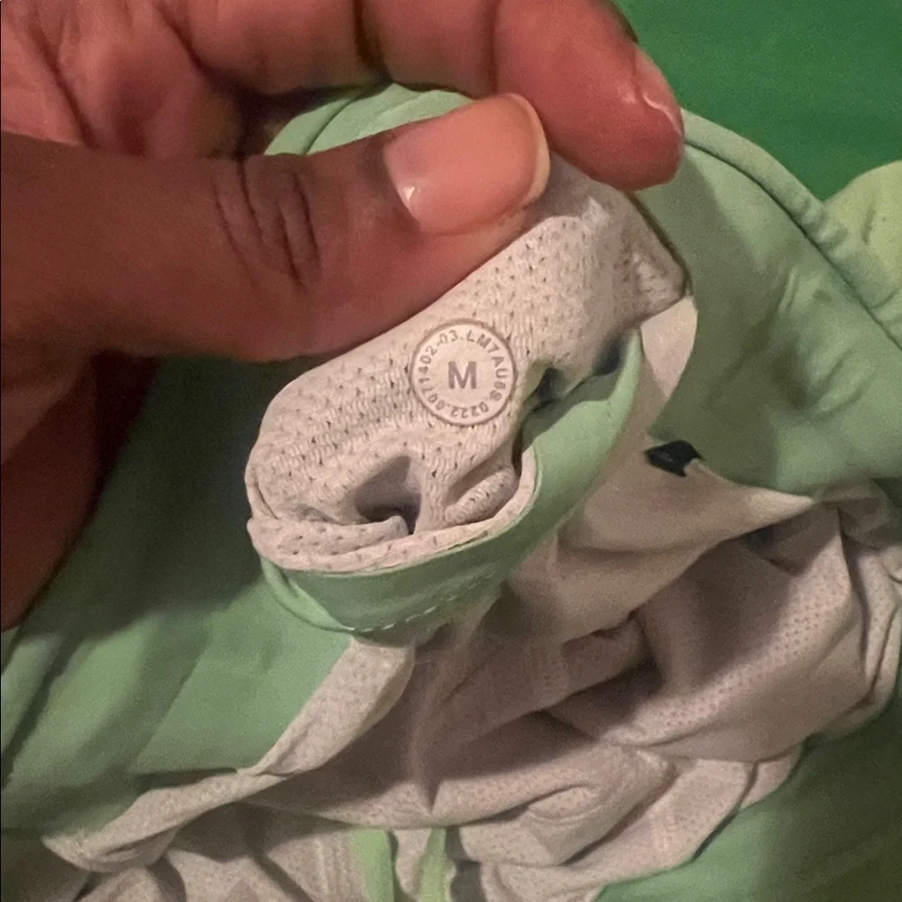 lululemon athletica Neon Green Athletic Sport Shorts size Medium